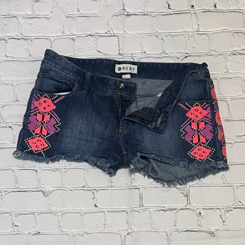 Roxy Embroidered Boho Cut-off shorts Sz 27